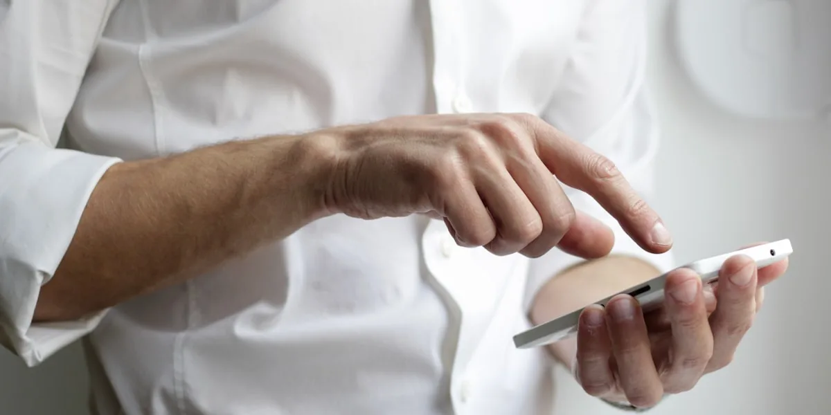 WhatsApp Business no smartphone para negócios